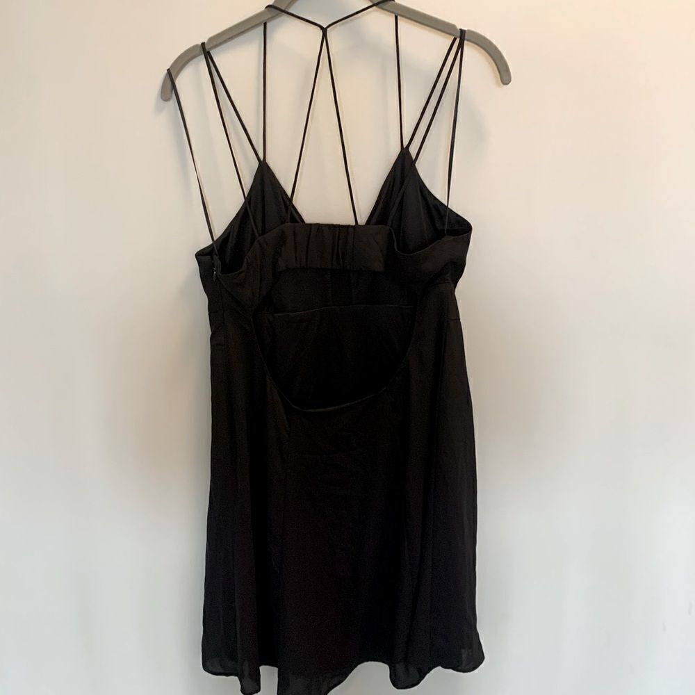 Express size 10 straps black back cutout dress - Picture 3 of 4